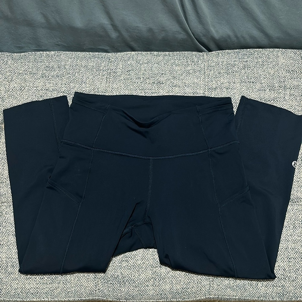 Lululemon legging pants size 6